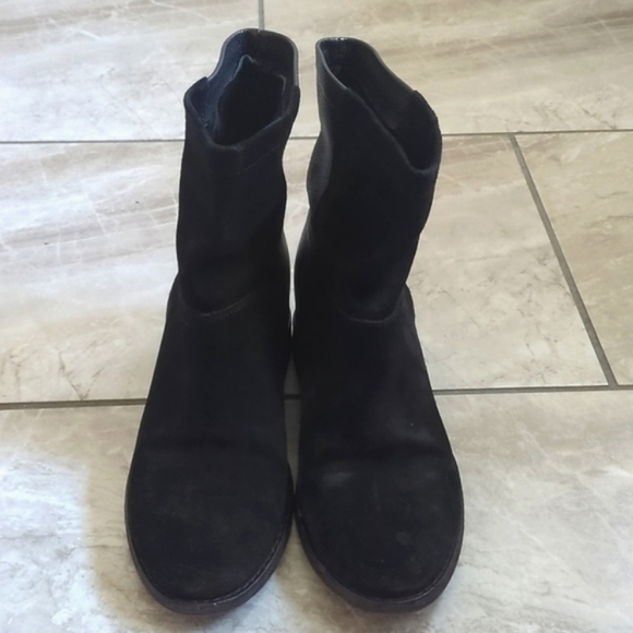 Vince Grayson Suede and Leather Black Boots - Picture 3 of 9